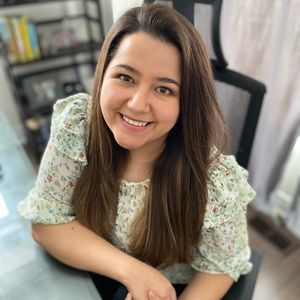 Meet your Posher, Marcela